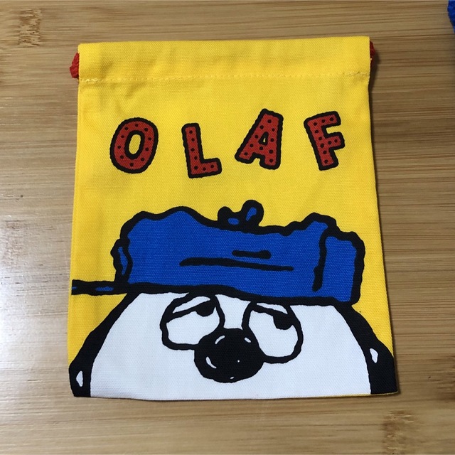 PEANUTS(ピーナッツ)の【未使用】SNOOPY OLAF 巾着3点セット エンタメ/ホビーのおもちゃ/ぬいぐるみ(キャラクターグッズ)の商品写真