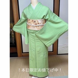粋な 汕頭刺繍 お着物 本日限定2000円引きの通販 by 仲よしうさぎ |ラクマ