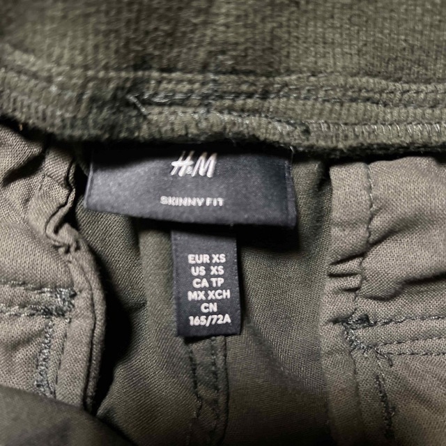 H&M(エイチアンドエム)のH&M カーゴパンツ メンズのパンツ(ワークパンツ/カーゴパンツ)の商品写真