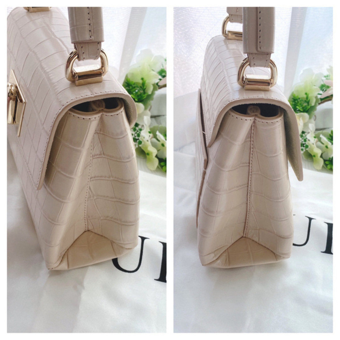 美品】FURLA トップハンドルミニ クロコ型押し ショルダーバッグ 美品】FURLA トップハンドルミニ クロコ型押し ショルダーバッグ
