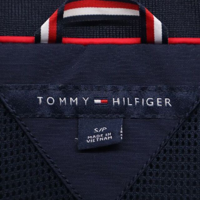 TOMMY HILFIGER(トミーヒルフィガー)のトミーヒルフィガー ワンポイントロゴ刺繍 ナイロンジャケット S ネイビー系 TOMMY HILFIGER レディース 【中古】  【230407】 レディースのジャケット/アウター(ロングコート)の商品写真