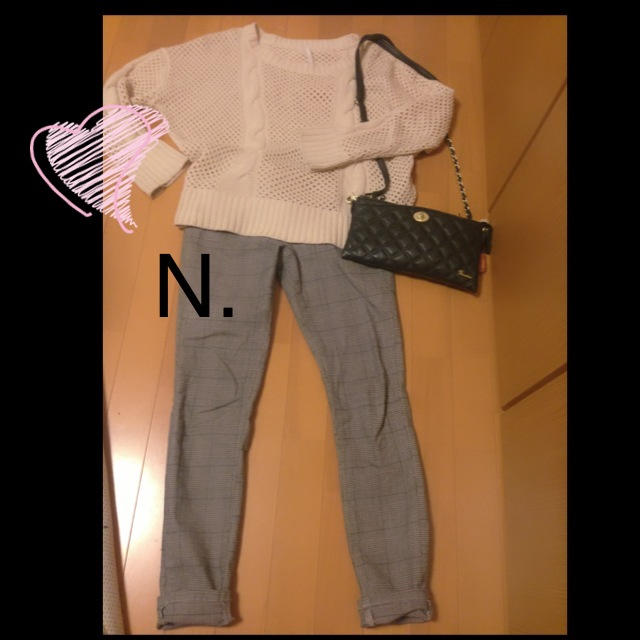 N.Natural beauty basic(エヌナチュラルビューティーベーシック)のN.のグレーチェックスキニーパンツ♡ レディースのパンツ(カジュアルパンツ)の商品写真