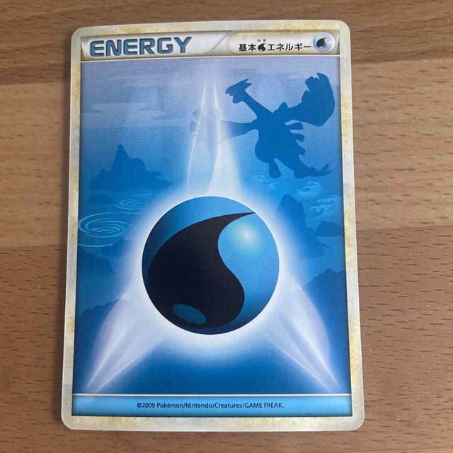 ポケモン(ポケモン)の基本みずエネルギー(背景：ルギア)ポケモンカード エンタメ/ホビーのトレーディングカード(シングルカード)の商品写真