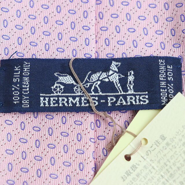 Hermes(エルメス)の未使用品◆HERMES エルメス クラヴァット 総柄 シルク100％ ネクタイ/レギュラータイ ピンク フランス製 メンズ 箱付き　r04-st30308-28 メンズのファッション小物(ネクタイ)の商品写真