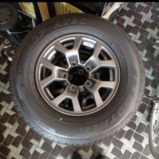 新車外し　195/80R15 ダンロップ　GRANDTREK 5本