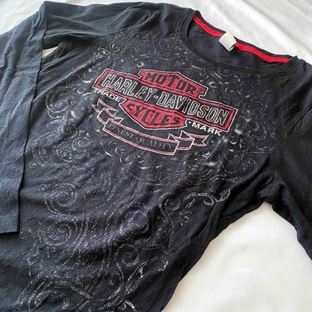 Harley Davidson(ハーレーダビッドソン)の【USA製】ハーレーダッビドソン　ロンT 両面プリント レディースのトップス(Tシャツ(長袖/七分))の商品写真
