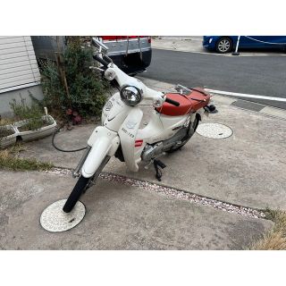 ホンダ(ホンダ)のスーパーカブ110 JA07 ホワイト super cub 110(車体)