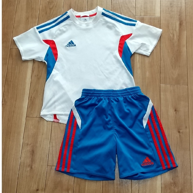 adidas(アディダス)のadidas キッズ/ベビー/マタニティのキッズ服男の子用(90cm~)(その他)の商品写真