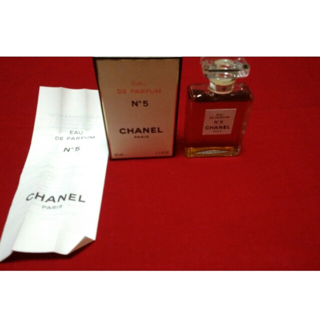 新品未使用　CHANEL No5 EAU DE PARFUM 50ml