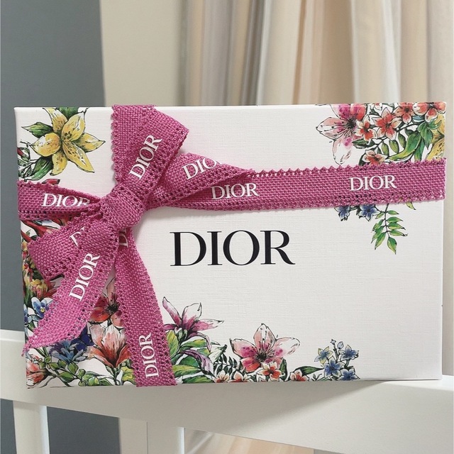 DIOR SAKURA 香水　40ml