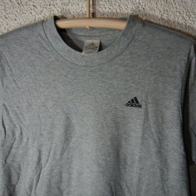 adidas(アディダス)のo6145　adidas　アディダス　半袖　tシャツ　ワンポイント　刺繍　ロゴ メンズのトップス(Tシャツ/カットソー(半袖/袖なし))の商品写真