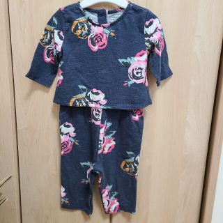 オールドネイビー(Old Navy)のぴぴぴ、ピンクの花柄がカワちぃ！サイズ12ー18　90cm　オールドネイ(Tシャツ/カットソー)