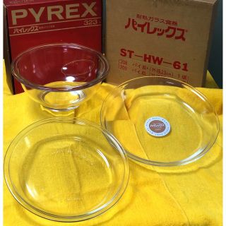 パイレックス(Pyrex)の新品　パイレックス iwaki／耐熱ガラス食器 パイ皿 2枚／ガラスボール（中）(調理道具/製菓道具)