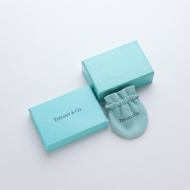 Tiffany & Co.(ティファニー)の極美品 ティファニー ナローリング ベーシック リング サファイア  6.5号 レディースのアクセサリー(リング(指輪))の商品写真