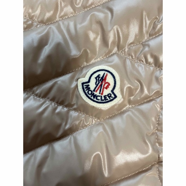 MONCLER ダウンジャケット