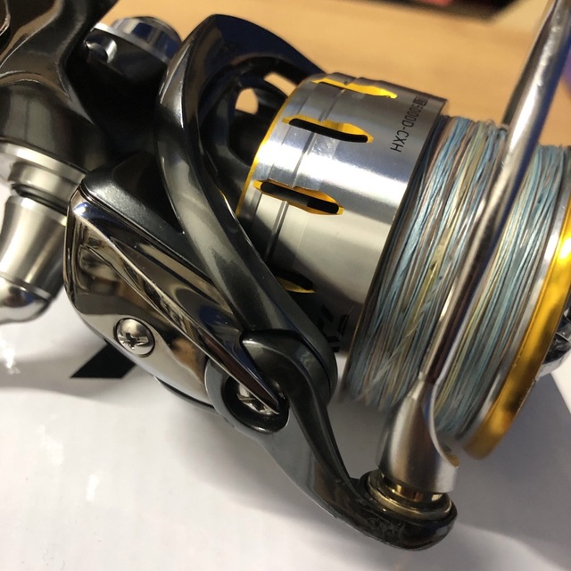 美品 DAIWA ダイワ ブラストLT 5000D-CXH スピニングリール 美品 DAIWA ダイワ ブラストLT 5000D-CXH スピニングリール