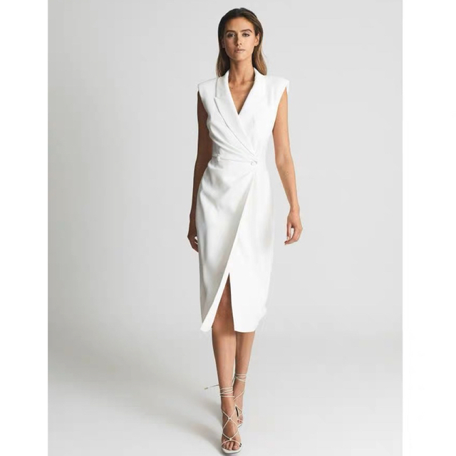 格安販売中 ❤️REISS 白、紺、2色ワンピース 新作 新品 白、黒