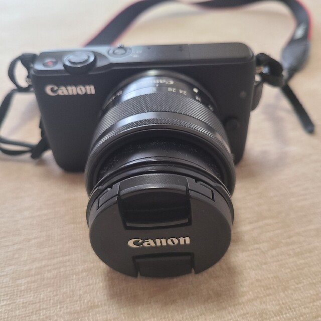 CanonミラーレスカメラEOS M10 1