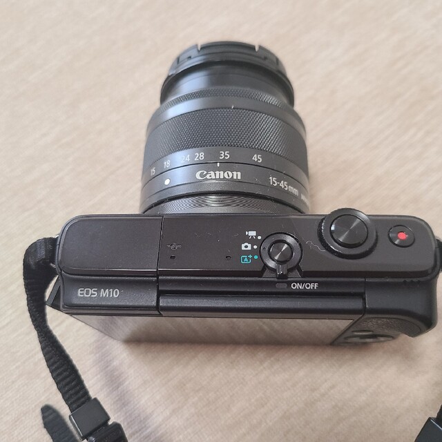 CanonミラーレスカメラEOS M10 2