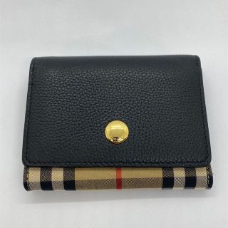 バーバリー(BURBERRY)の未使用　BURBERRY  コンパクト　財布　完売デザイン　チェック(財布)