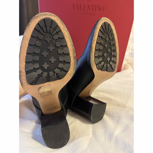 VALENTINO(ヴァレンティノ)のVALENTINO ショートブーツ レディースの靴/シューズ(ブーツ)の商品写真