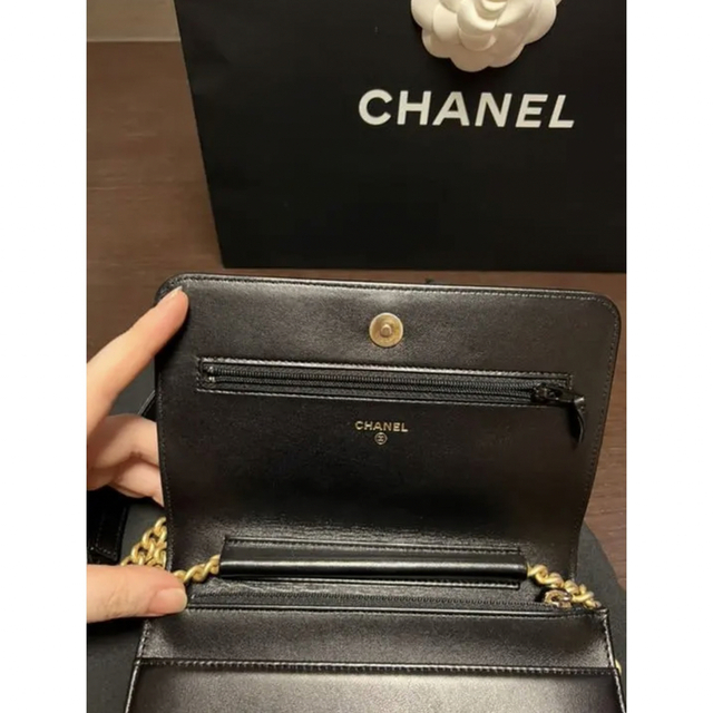 CHANEL(シャネル)の新品・未使用　シャネル　ボーイシャネル　チェーンウォレット　ブラック レディースのバッグ(ショルダーバッグ)の商品写真