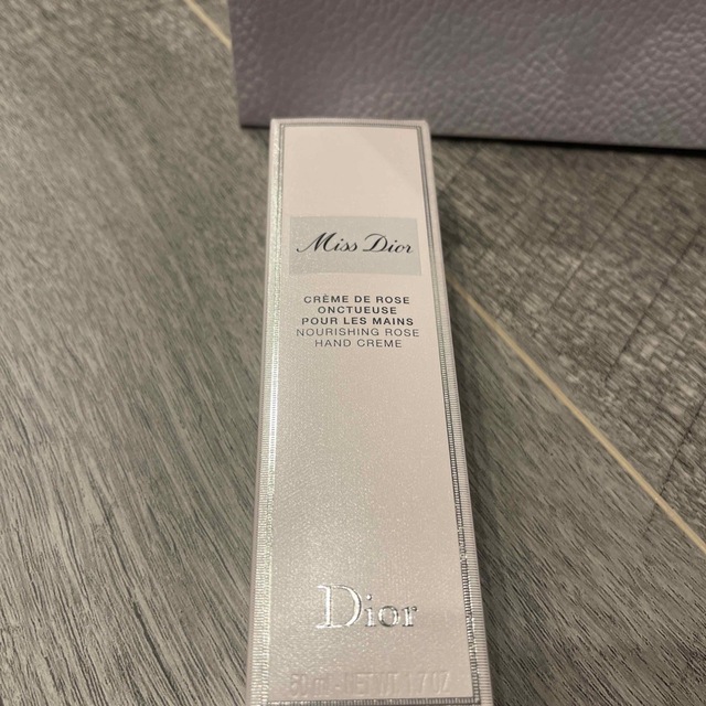 Christian Dior(クリスチャンディオール)のDior ハンドクリーム 未開封 コスメ/美容のボディケア(ハンドクリーム)の商品写真