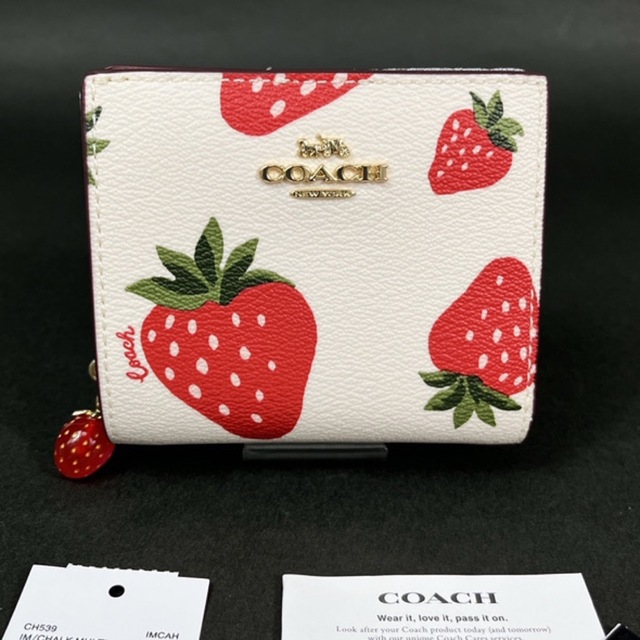 COACH ストロベリー プリント 財布 二つ折り財布 CH539 いちごファッション小物