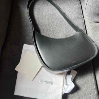 THE ROW - The row ザロウ ハーフムーンバッグ 極美品の通販 by