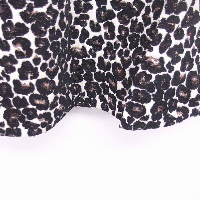 Rubyrivet(ルビーリベット)のルビーリベット ギャザー フレア スカート ひざ丈 総柄 厚手 38 ブラック  レディースのスカート(ひざ丈スカート)の商品写真