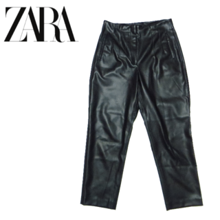 ザラ(ZARA)の美品 ZARA ザラ フェイクレザー パンツ L 大きいサイズ(カジュアルパンツ)