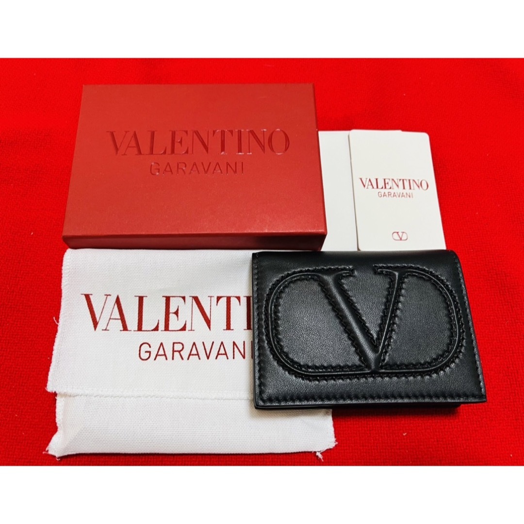 定価¥76200 VALENTINO ヴァレンティノ ロゴ財布 黒 ブラック 定価¥76200 VALENTINO ヴァレンティノ ロゴ財布 黒 ブラック