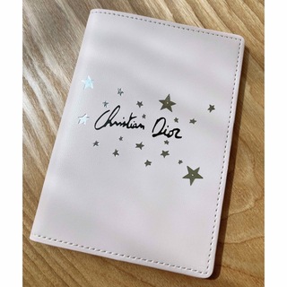 クリスチャンディオール(Christian Dior)の【新品】ディオール　ノベルティ　パスポートケース(その他)