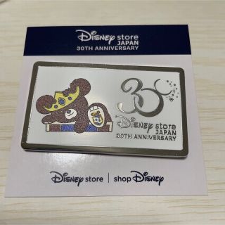 ディズニー(Disney)のディズニーストア　30周年ピンバッチ(キャラクターグッズ)