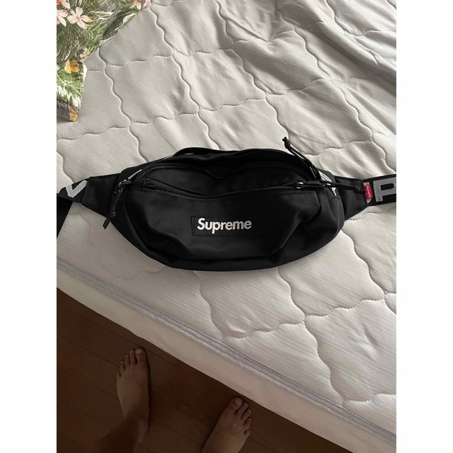 supreme 斜めがけバック 1