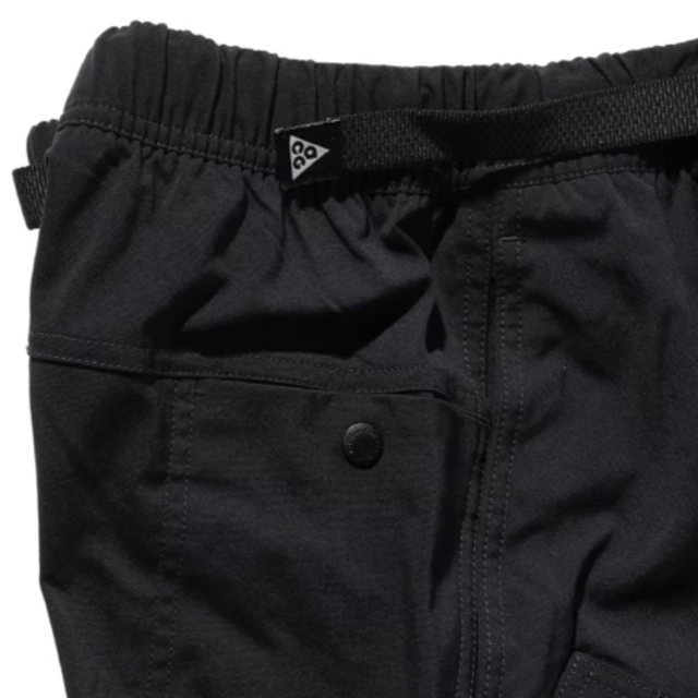 NIKE(ナイキ)のNIKE ACG SMITH SUMMIT CRG PANTS  メンズのパンツ(ワークパンツ/カーゴパンツ)の商品写真