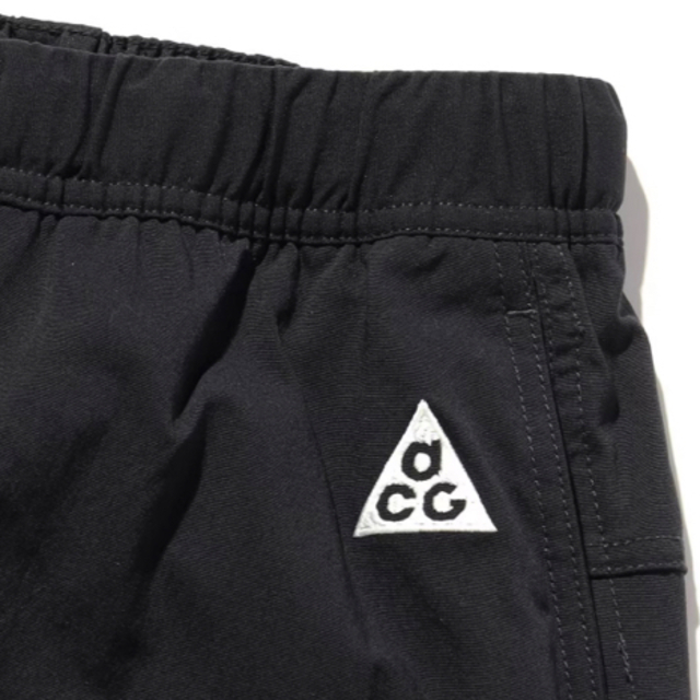 NIKE(ナイキ)のNIKE ACG SMITH SUMMIT CRG PANTS  メンズのパンツ(ワークパンツ/カーゴパンツ)の商品写真