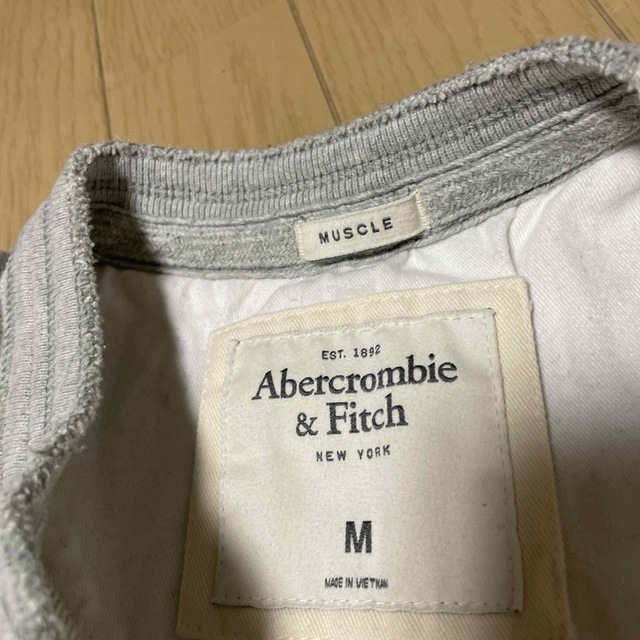 Abercrombie&Fitch(アバクロンビーアンドフィッチ)のアバクロ　半袖スウェット レディースのトップス(トレーナー/スウェット)の商品写真