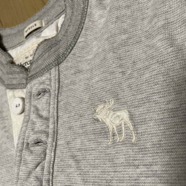 Abercrombie&Fitch(アバクロンビーアンドフィッチ)のアバクロ　半袖スウェット レディースのトップス(トレーナー/スウェット)の商品写真