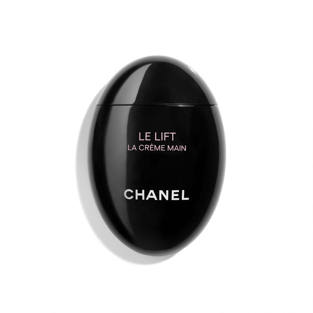 CHANEL(シャネル)の【超お得‼️】CHANEL ハンドクリーム 黒 LE CREME MAIN コスメ/美容のボディケア(ハンドクリーム)の商品写真