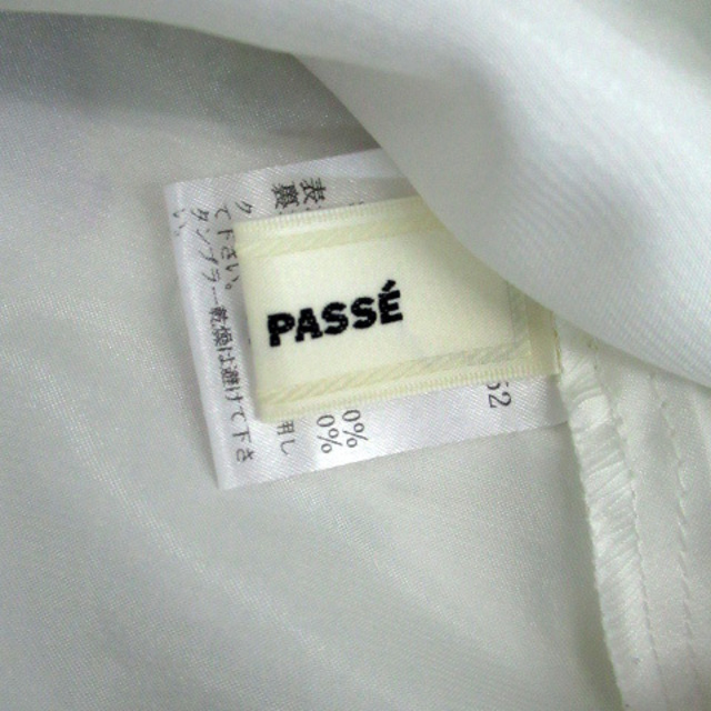 LAISSE PASSE(レッセパッセ)のレッセパッセ ワンピース ひざ丈 花柄 36 マルチカラー アイボリー レディースのワンピース(ひざ丈ワンピース)の商品写真