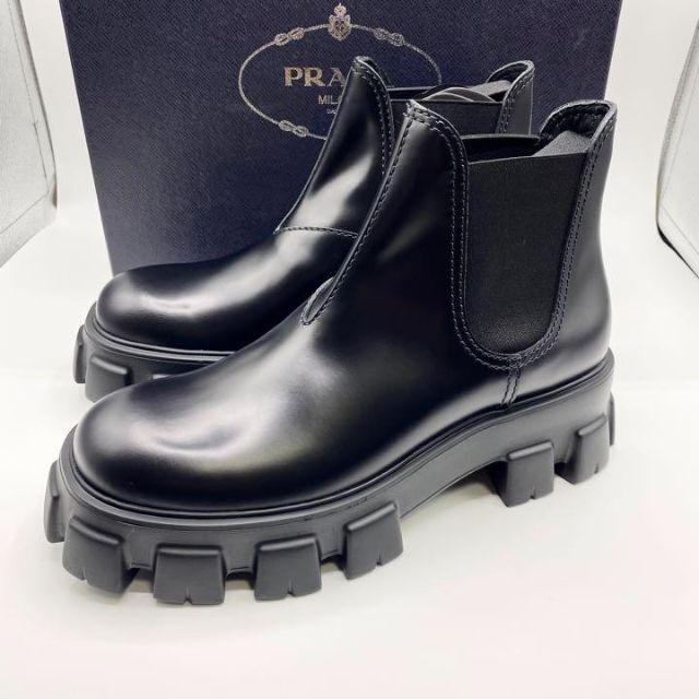 数々の賞を受賞登坂広臣着用 PRADA モノリス ブラッシュドレザー