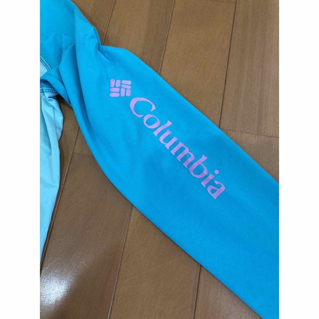 Columbia(コロンビア)のColumbia コロンビア子供 キッズ 長袖 ラッシュガード M(10/12) スポーツ/アウトドアのスポーツ/アウトドア その他(マリン/スイミング)の商品写真