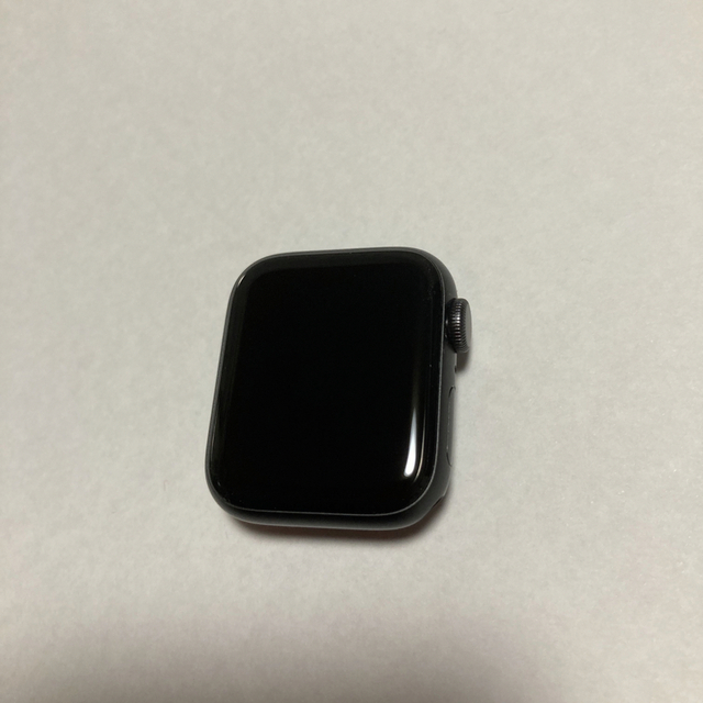 Apple Watch(アップルウォッチ)のアップルウォッチ　se GPS モデル　 第二世代 メンズの時計(腕時計(デジタル))の商品写真