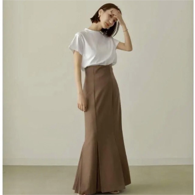 11/5まで（タグ付き新品未使用）louren mermaid skirt