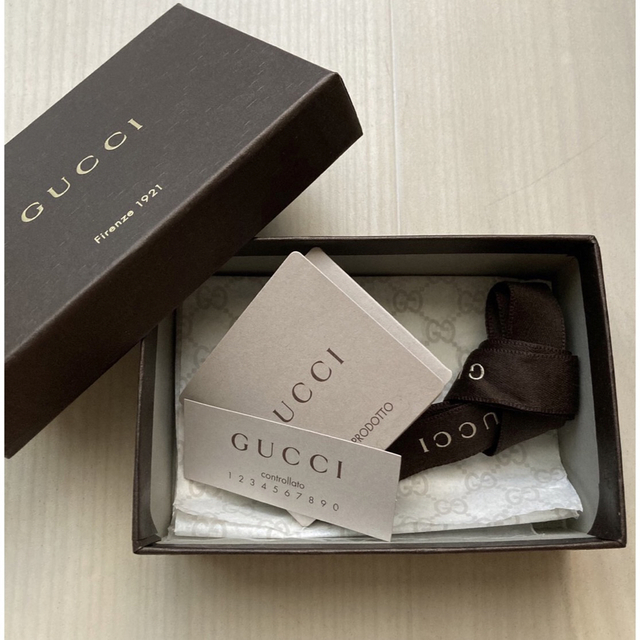 Gucci(グッチ)のGUCCI グッチ 空箱 レディースのバッグ(ショップ袋)の商品写真