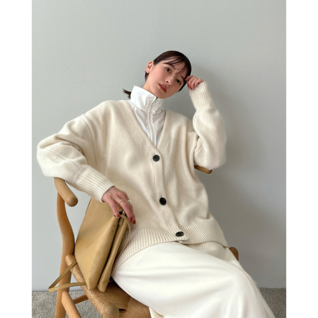 CLANE(クラネ)のCLANE × 田中みな実　LONG KNIT CARDIGAN ¥24,200 レディースのトップス(カーディガン)の商品写真