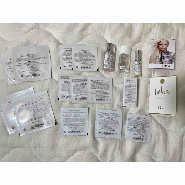 Dior(ディオール)のDIOR サンプル コスメ/美容のキット/セット(サンプル/トライアルキット)の商品写真