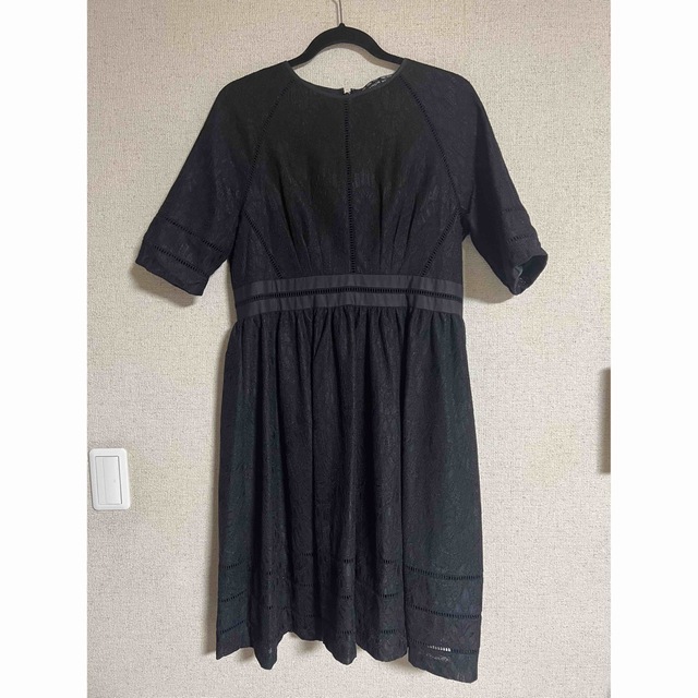 ワンピースドレス/パーティードレス/ブラック レディースのフォーマル/ドレス(ミディアムドレス)の商品写真
