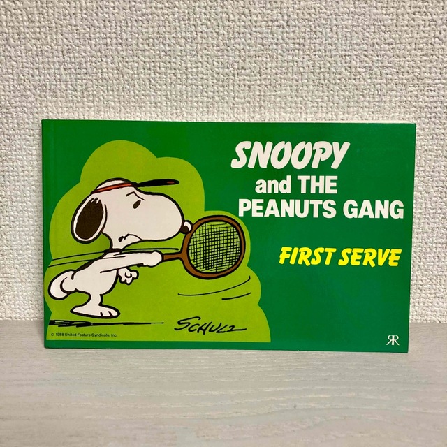 SNOOPY(スヌーピー)のスヌーピー 洋書 マンガ SNOOPY and THE PEANUTS GANG エンタメ/ホビーの漫画(アメコミ/海外作品)の商品写真